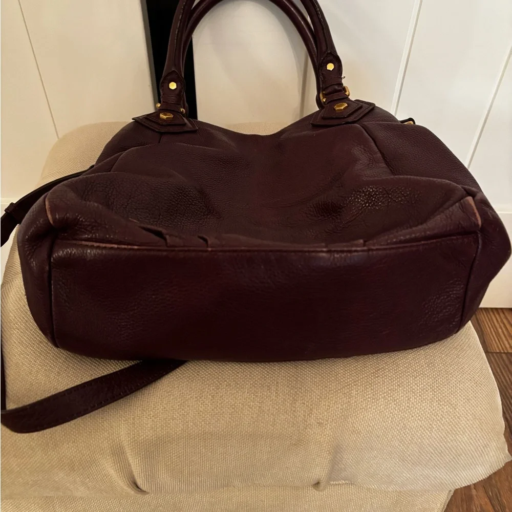 Marc by Marc Jacobs Classic
 Burgundy LeatherTote Bag - Picture 4 of 10